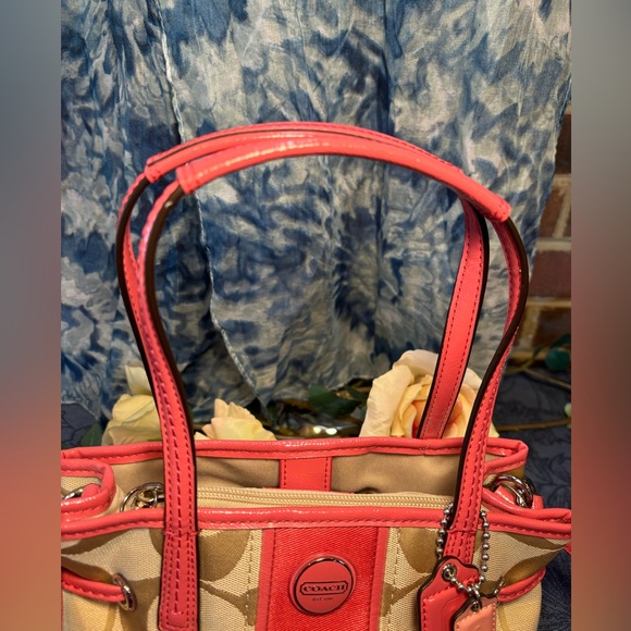 Coach Signature Strip Mini Carryall New Without Tags Beautiful 7”H 10”L … - Picture 9 of 14